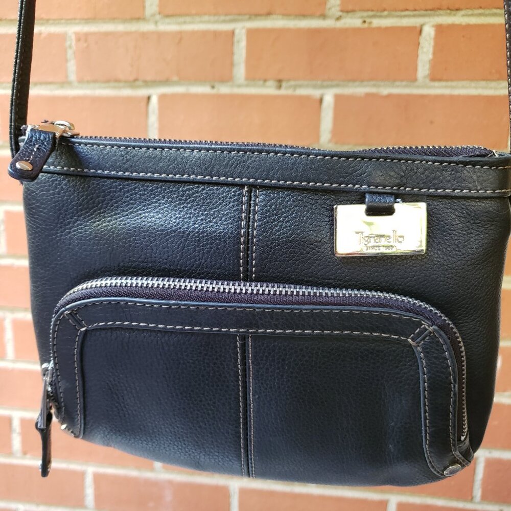 EUC TIGNANELLO leather carry all long shoulder jet black bag (OS)